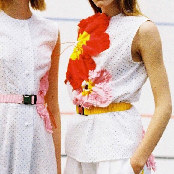 Marianna Senchina polka dot flower inscription sleeveless blouse top sz M - Picture 1 of 7